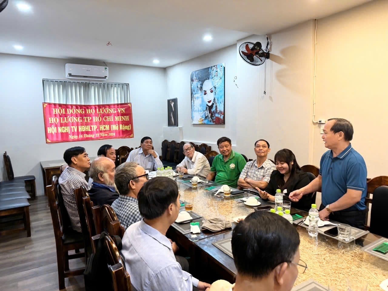 Các đại biểu tham dự phát biểu tại Hội nghị
