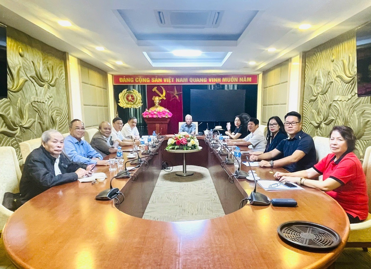 Hộị nghị Thường trực Hội đồng họ Lương Việt Nam họp bàn về triển khaithực hiện Qui chế Quản lý tài chính, tháng 10/2024